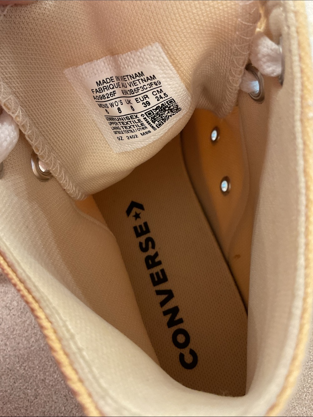 Converse - Picture 10 of 10